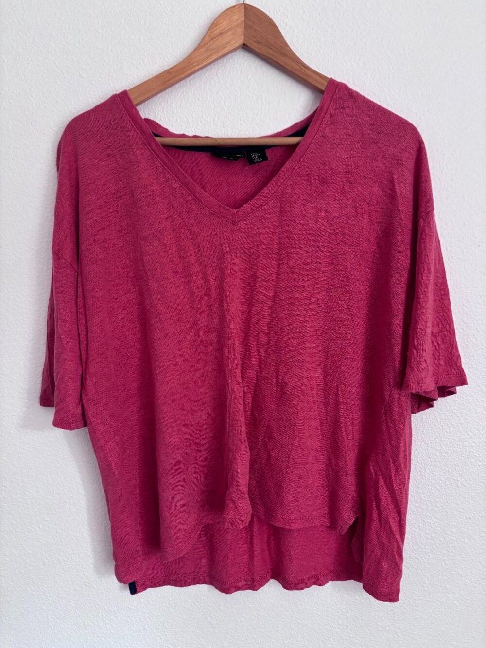 Tahari Linen Top Women's Medium Red V Neck Cap Sleeve